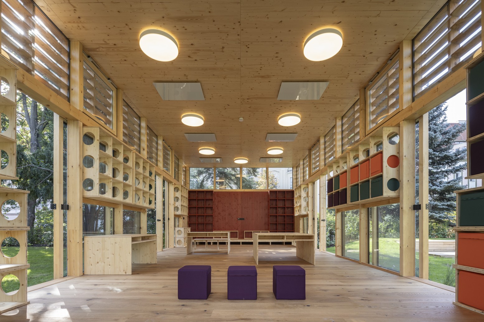 VENKOVNÍ UČEBNA KIJUKIJU, PRAHA