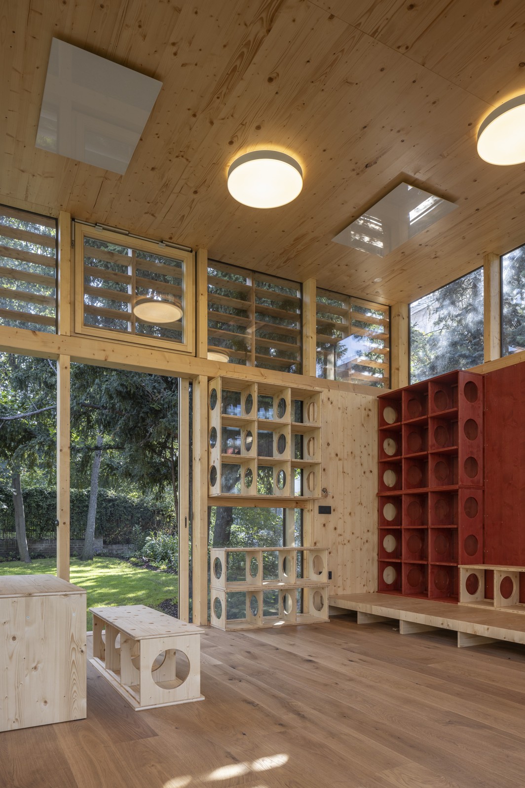 VENKOVNÍ UČEBNA KIJUKIJU, PRAHA