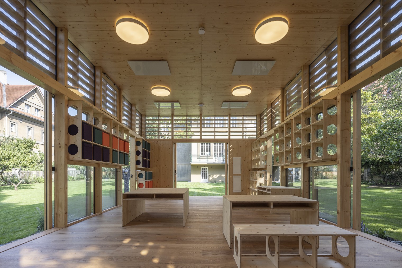 VENKOVNÍ UČEBNA KIJUKIJU, PRAHA