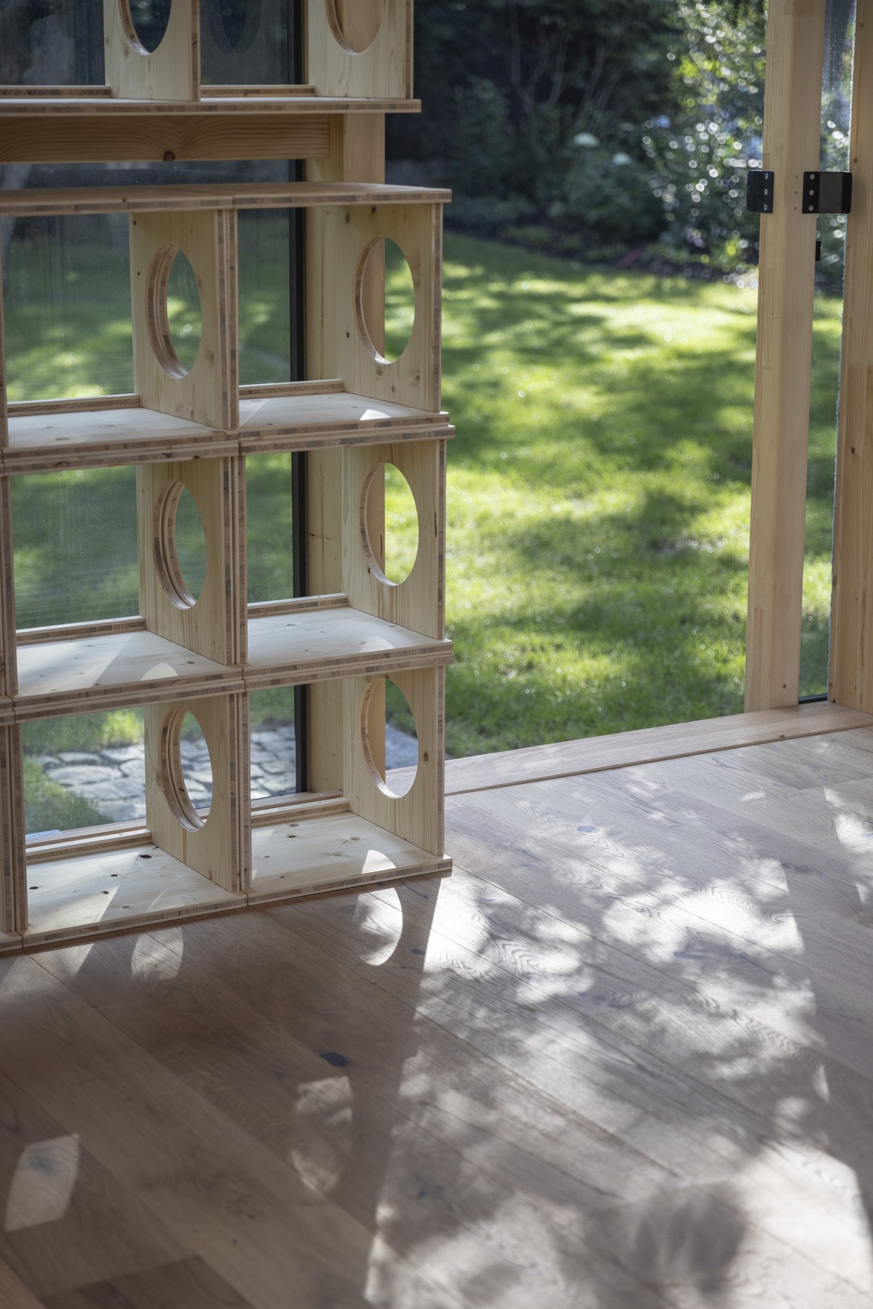 VENKOVNÍ UČEBNA KIJUKIJU, PRAHA