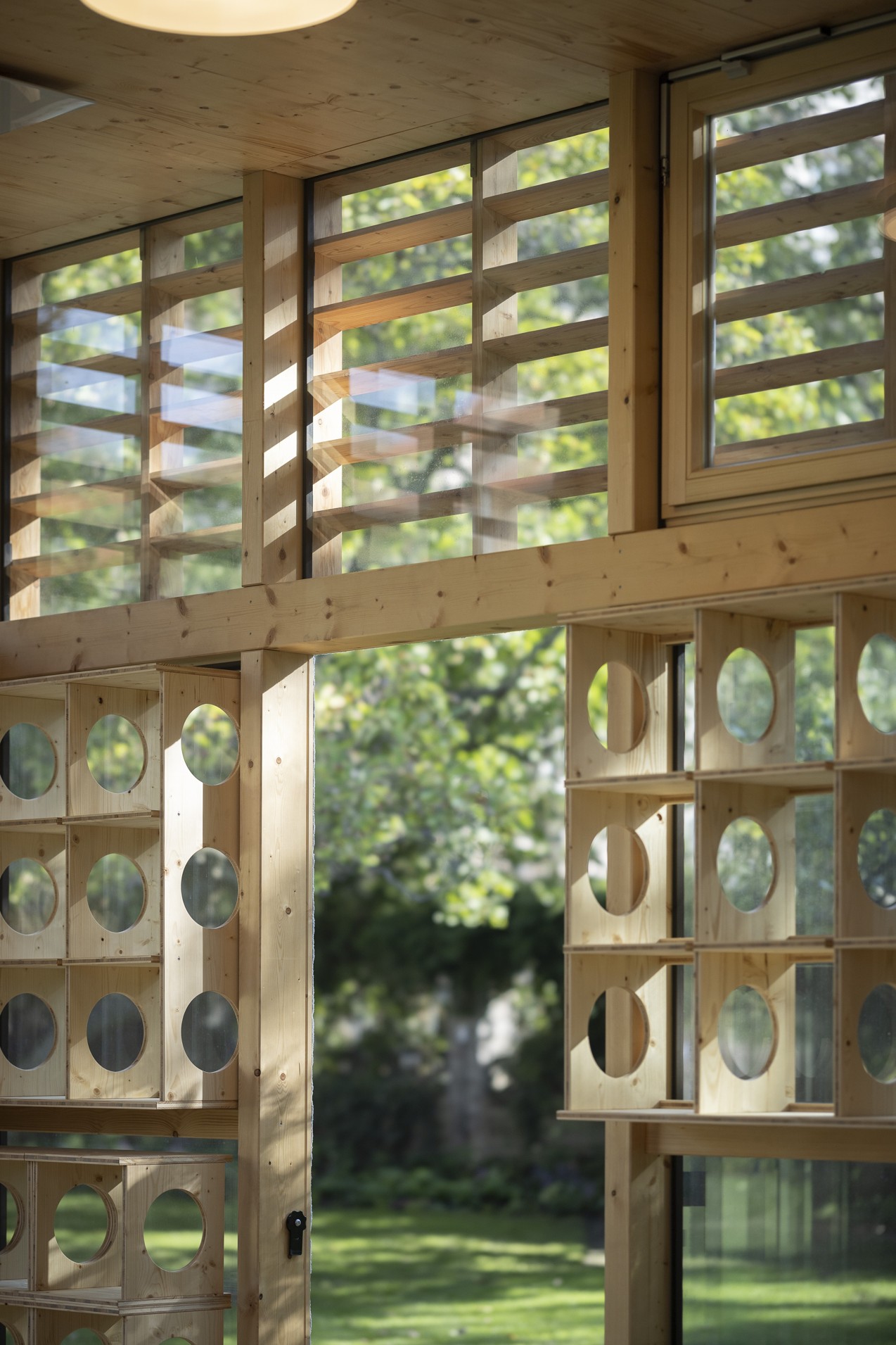 VENKOVNÍ UČEBNA KIJUKIJU, PRAHA