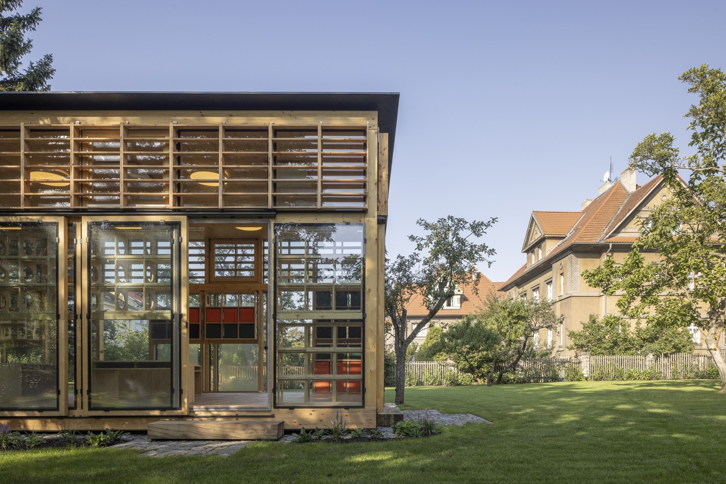 VENKOVNÍ UČEBNA KIJUKIJU, PRAHA